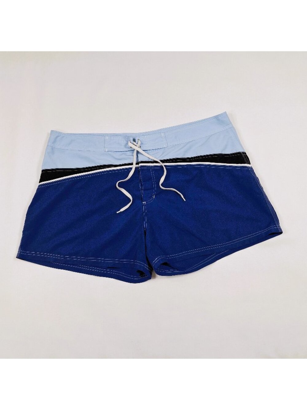 Womens Vintage 90s Style Plus 3XL Blue Color-Block Board Shorts Swim Trunks